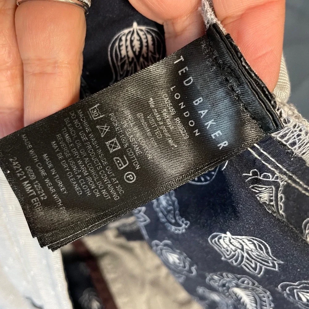 Ted Baker London Erba Mens Chino Shorts Light‎ Blue Micro Dot Striped 32R